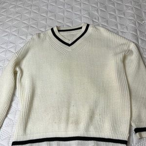 Women’s White Sweater
